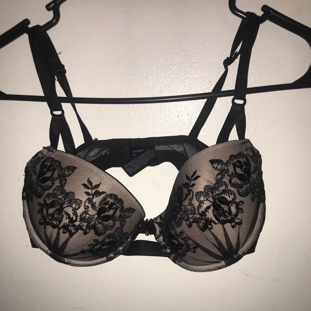 Super cute bra!